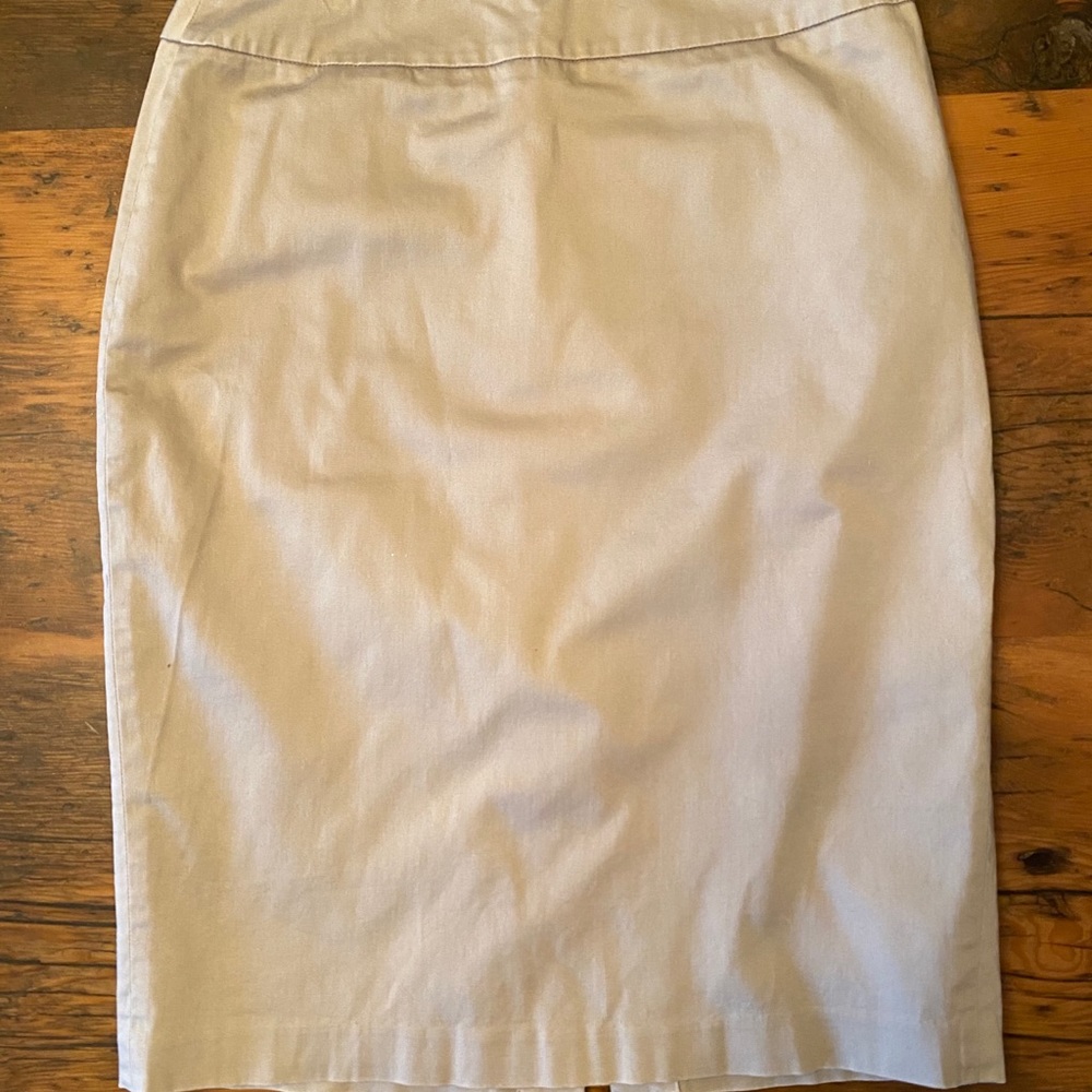 Tristan and Iseut taupe pencil skirt